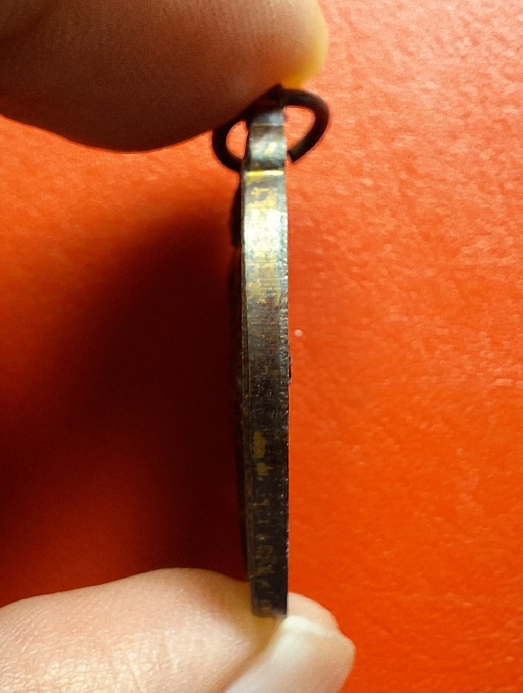 พระวิษณุกรรม วิทยาลัยเทคนิคราชบุรี รุ่นสอง ปี๒๕๔๖ เนื้อทองแดงรมดำ(องค์ที่16)