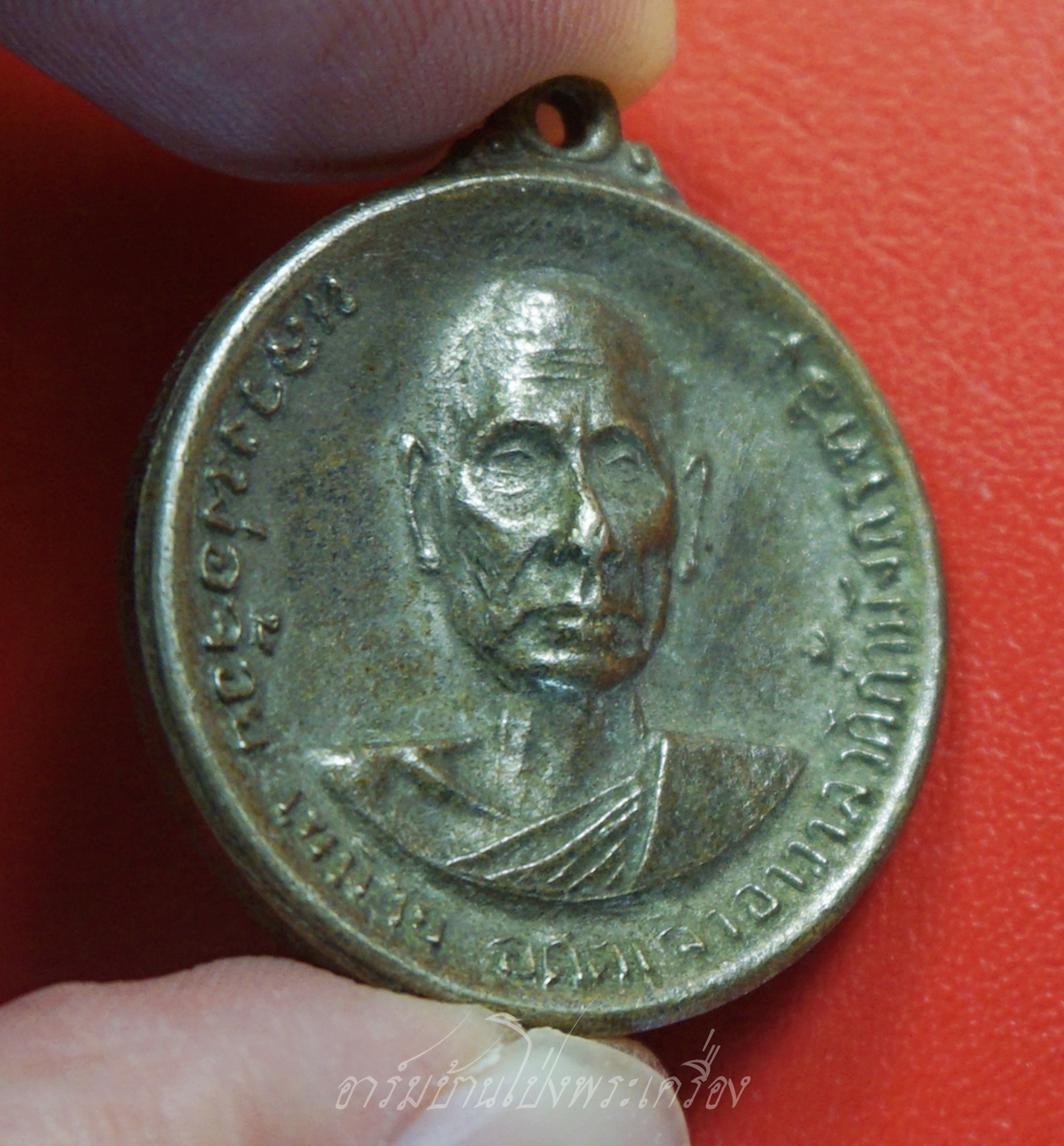 หลวงพ่อจ้อย เขมิโย อดีตเจ้าอาวาส วัดถ้ำมังกรทอง ปี๒๕๑๖ เนื้อกะไหล่เงิน(องค์ที่5)