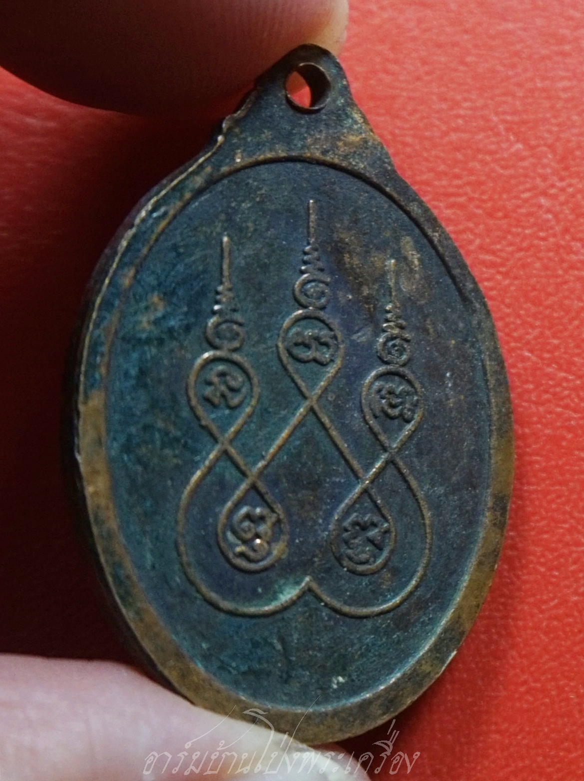 ปู่ฤาษีสิงหดาบส หลังยันต์ห้า เนื้อทองแดงรมดำ ไม่ทราบที่(องค์ที่3)