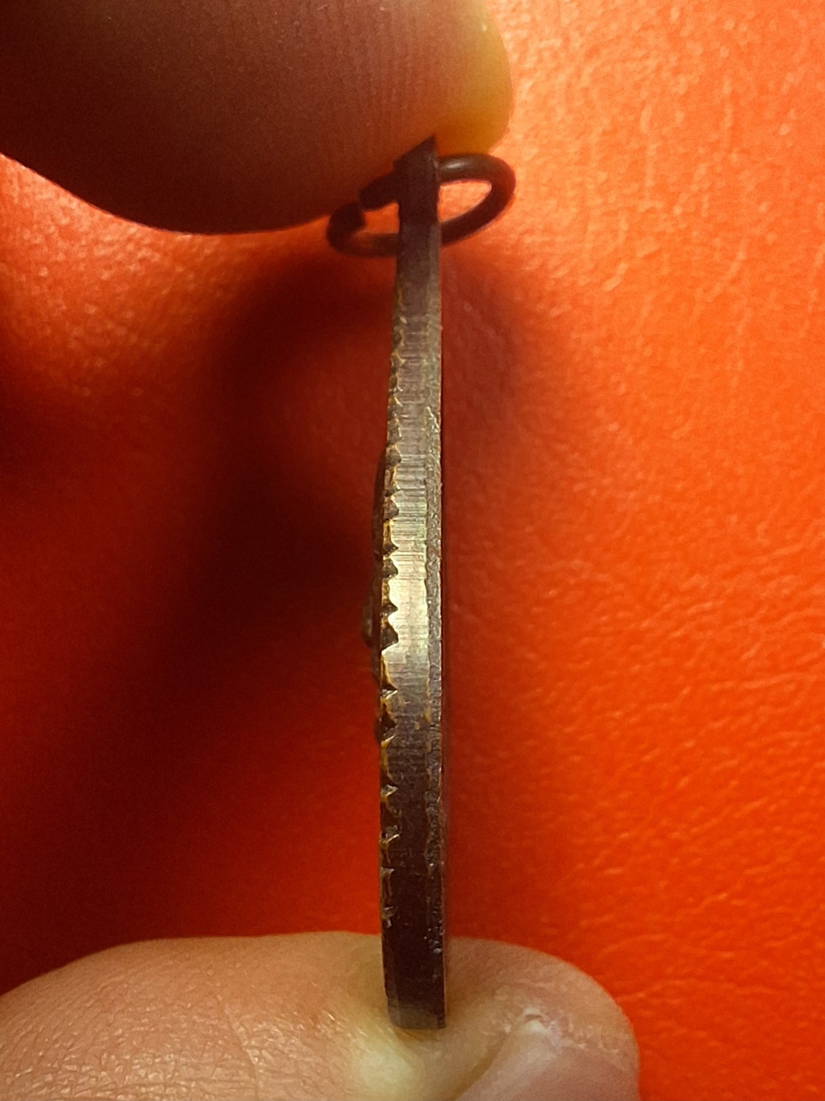 หลวงพ่อเงิน ขันติโก วัดถ้ำน้ำ เหรียญหยดน้ำ ปี๒๕๔๗ เนื้อทองแดงรมดำ(องค์ที่1)