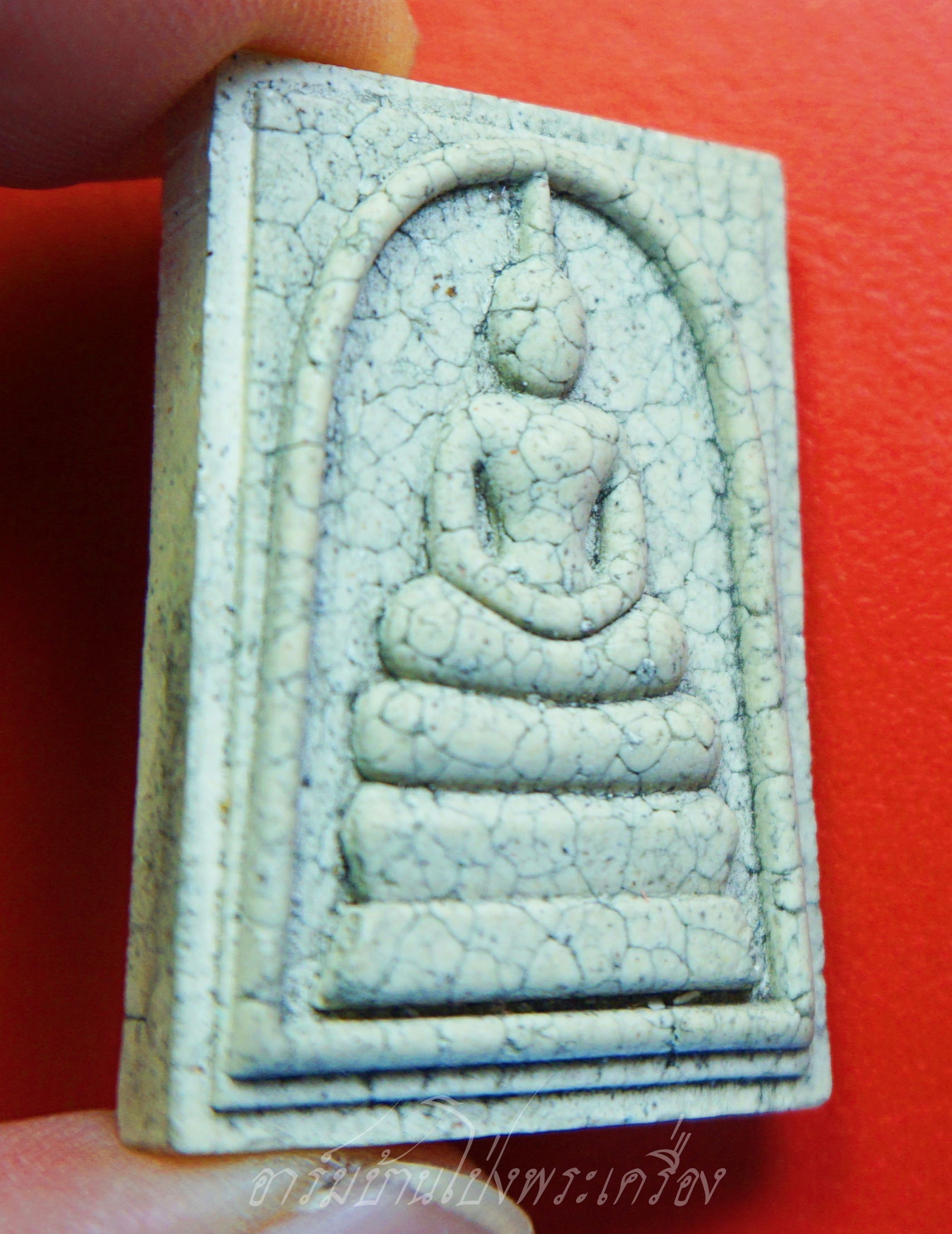 พระสมเด็จ วัดระฆังโฆษิตาราม รุ่นแตกลายงา ปี๒๕๕๖ เนื้อผสมมวลสารเก่า(องค์ที่1)