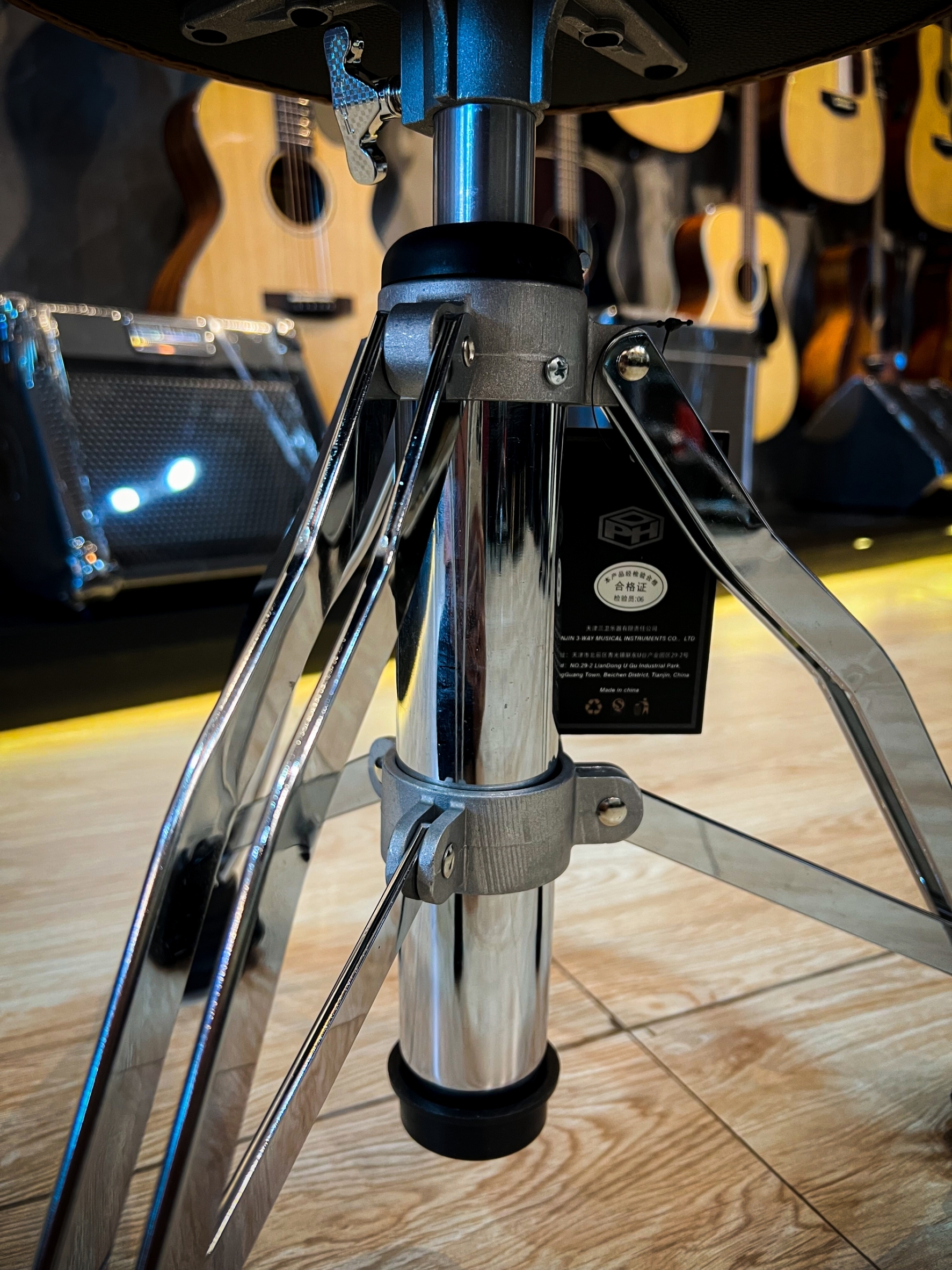 เก้าอี้กลองเบาะกลม PDH SW-DT-39 ดำ / สีน้ำตาล เก้าอี้กลอง เบาะหนานุ่ม วัสดุขาโครเมียม นั่งสบาย รับน้ำหนักได้ดี ปรับระดับ สูง-ต่ำได้