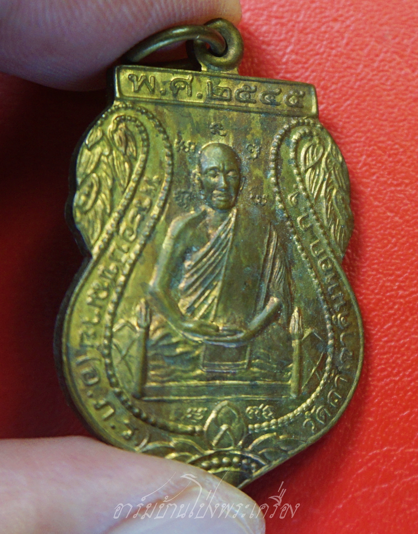 พระอุปัฌาช์(อ.ภ.ว.) วัดถ้ำเขาคันหอก จ.กาญจนบุรี ปี๒๕๔๕ เนื้อฝาบาตร(องค์ที่1)