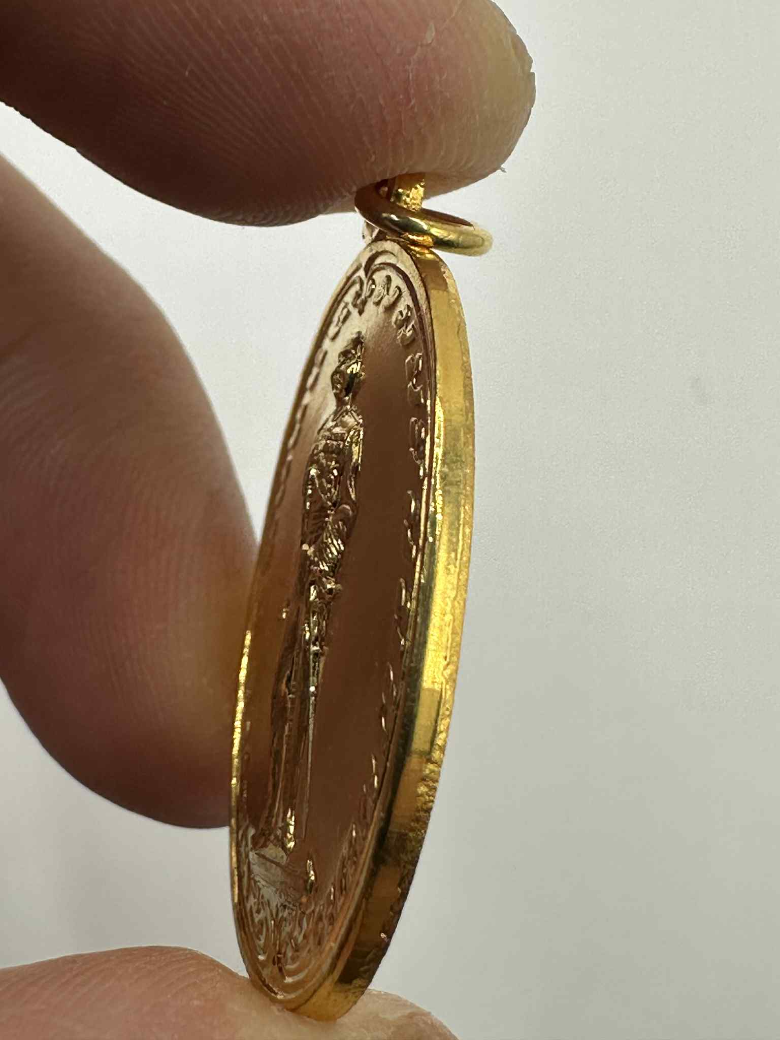 24.เหรียญกะไหล่ทอง เสด็จพ่อ ร.5 ครบรอบ 80 ปี โรงเรียนปิยะมหาราชาลัย ปี 2532