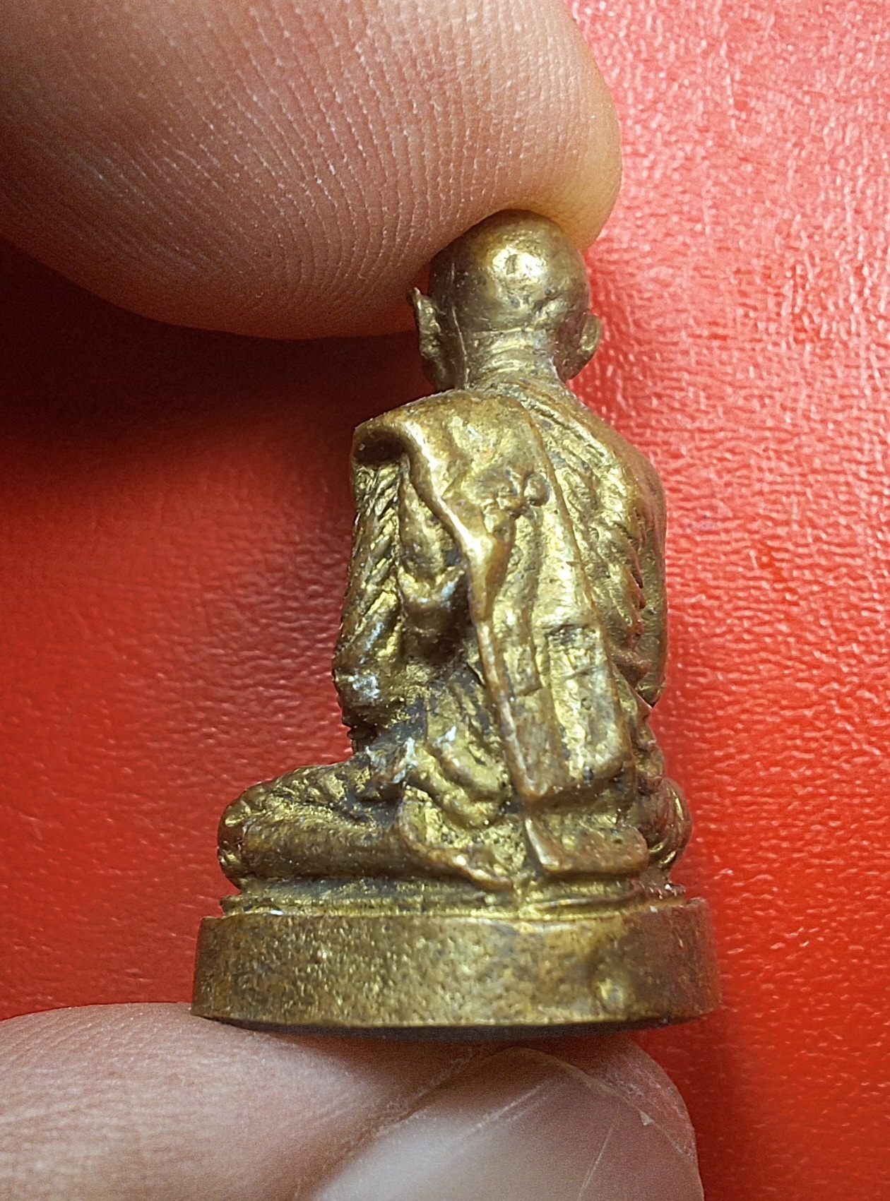 หลวงพ่อแพ วัดพิกุลทอง รูปหล่อ อายุ๙๐ปี เนื้อฝาบาตร(องค์ที่1)