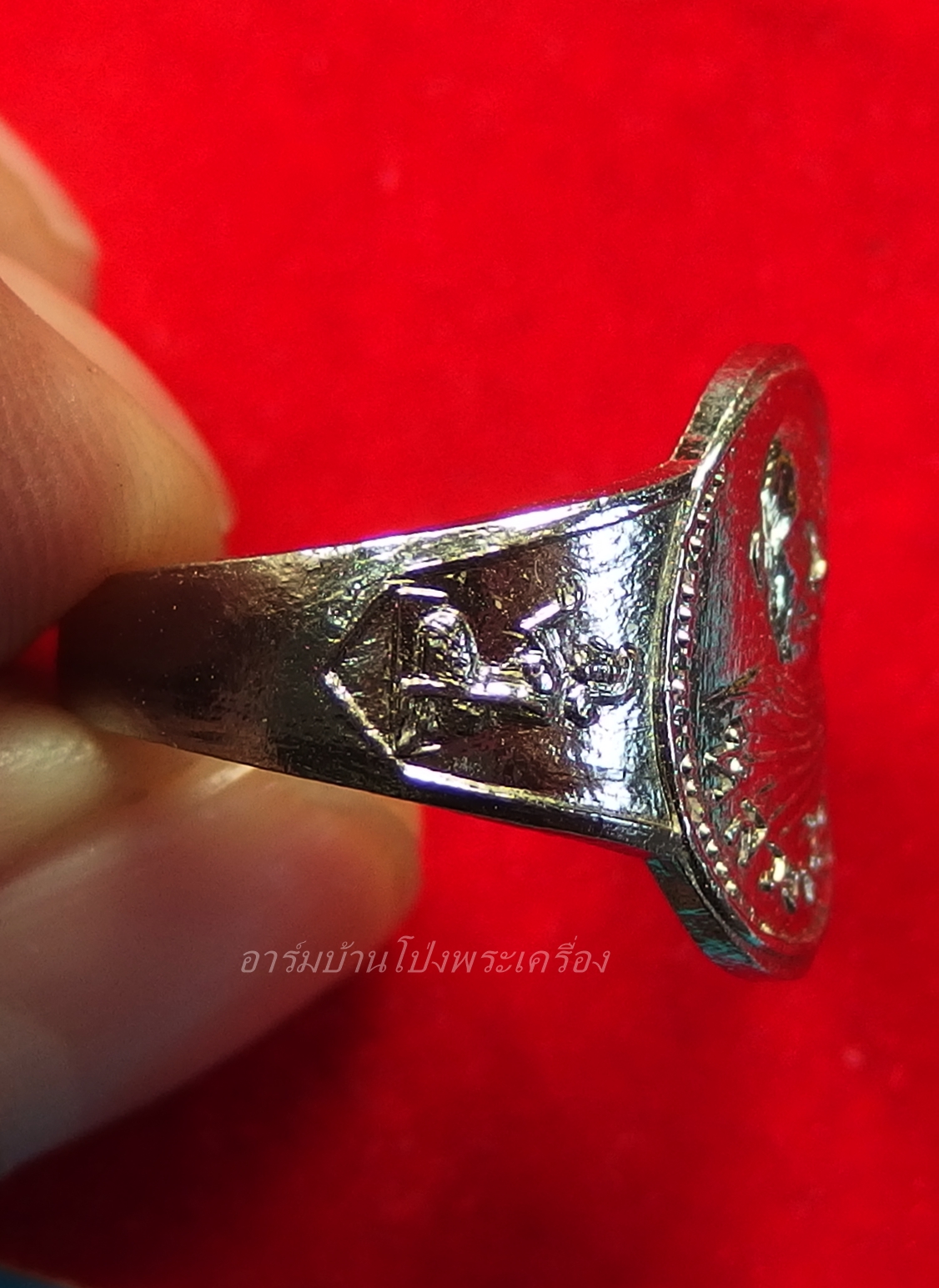 หลวงพ่อคูณ วัดจอมบึง แหวนนางกวัก(วงที่4)