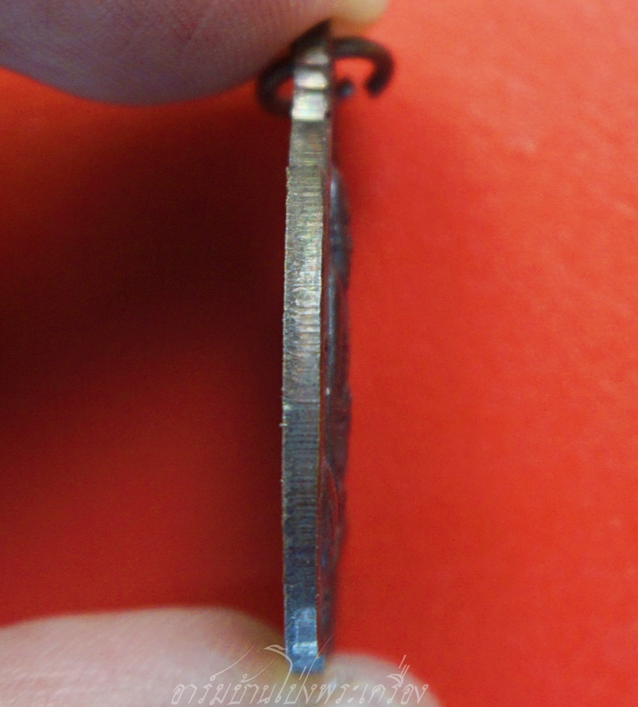 หลวงปู่ทิม วัดพระขาว จ.อยุธยา กำบังภัย ปี๒๕๓๘ เนื้อทองแดงรมดำ(องค์ที่1)