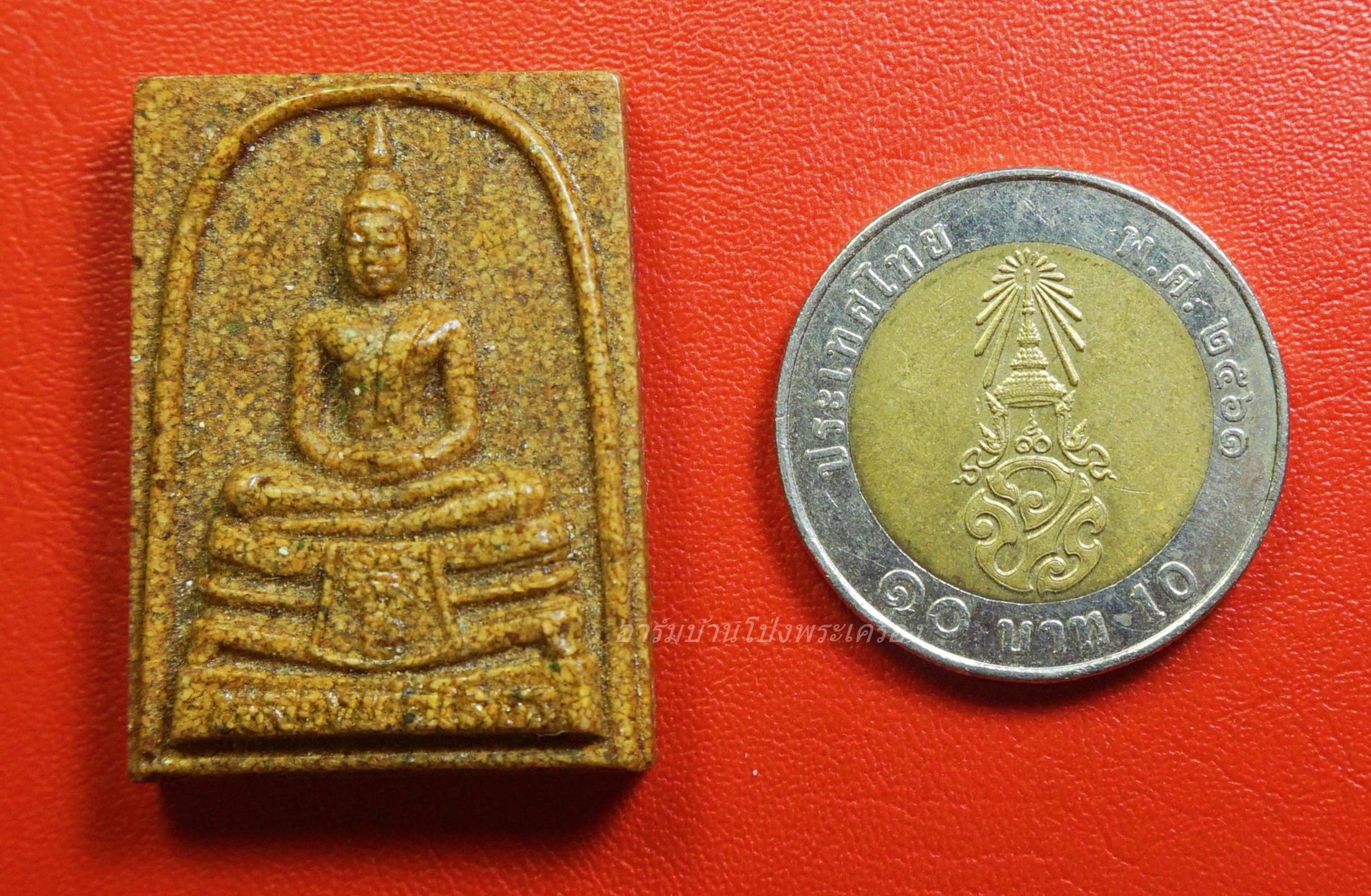 หลวงพ่อโสธร วัดโสธรวรารามวรวิหาร จ.ฉะเชิงเทรา สมเด็จ เนื้อกระเบื้องหลังคาโบสถ์(องค์ที่2)