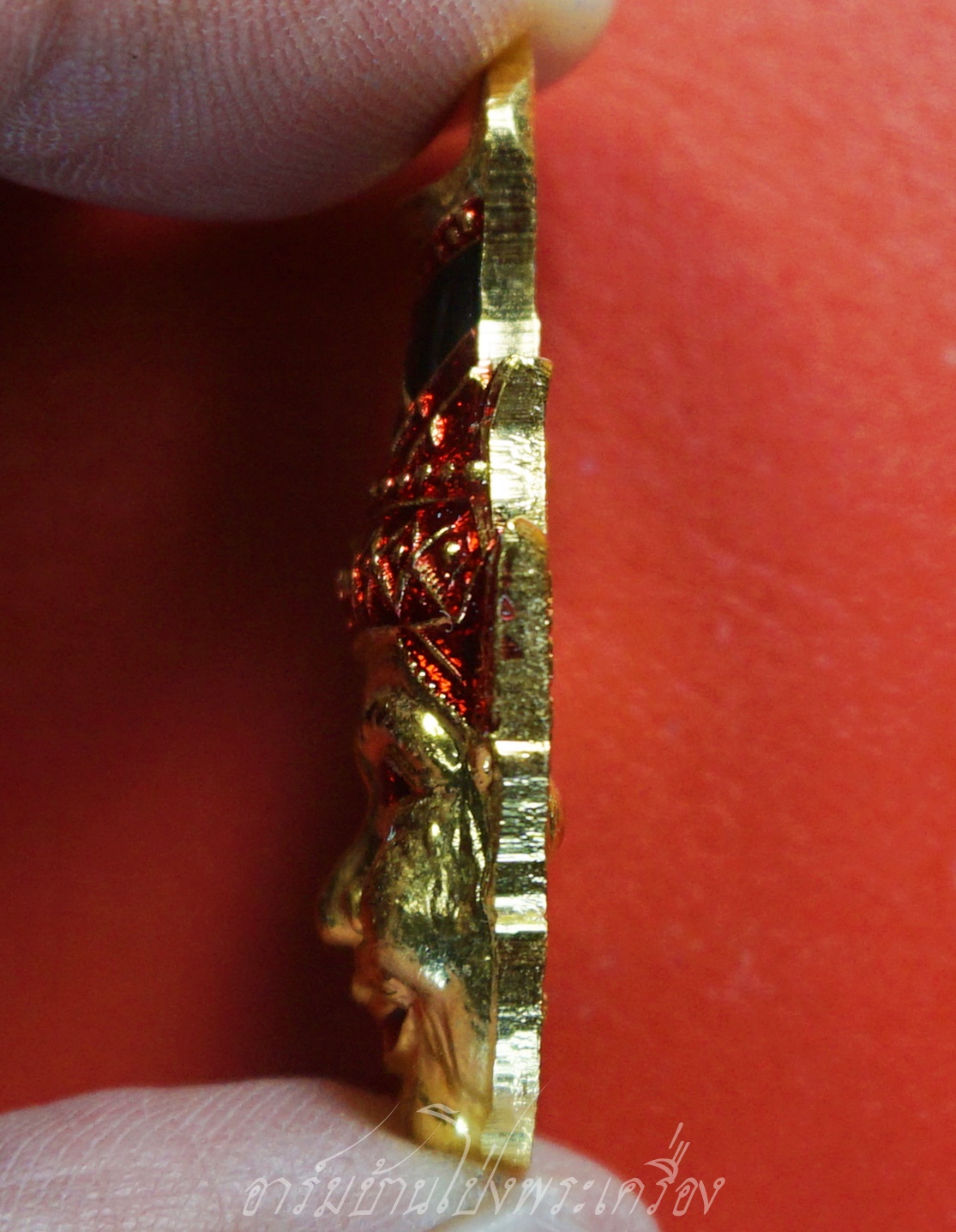 หลวงปู่แผ้ว วัดหนองพงนก เศียรพ่อแก่ กะไหล่ทองลงยา พิธีมหาจักรพรรดิ์ตราธิราช๑๐๘คณาจารย์(องค์ที่4)