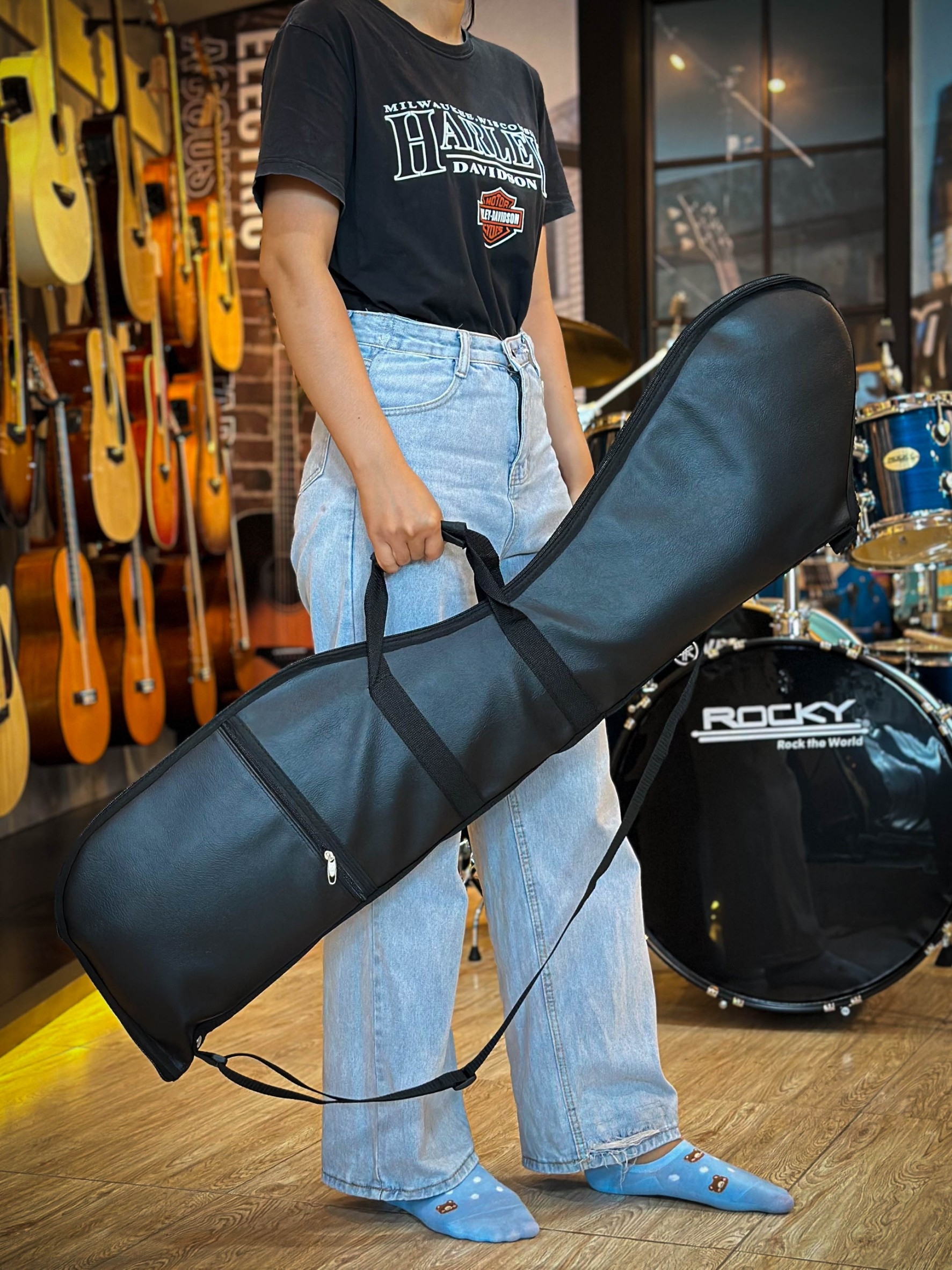 กระเป๋าพิณ รุ่น หนังบุฟองน้ำ 3มิล / 5 มิล ป้องกันการกระแทก ซิปแข็งแรง มีสายสะพาย หูหิ้ว กระเป๋าใส่พิณ - มี COD