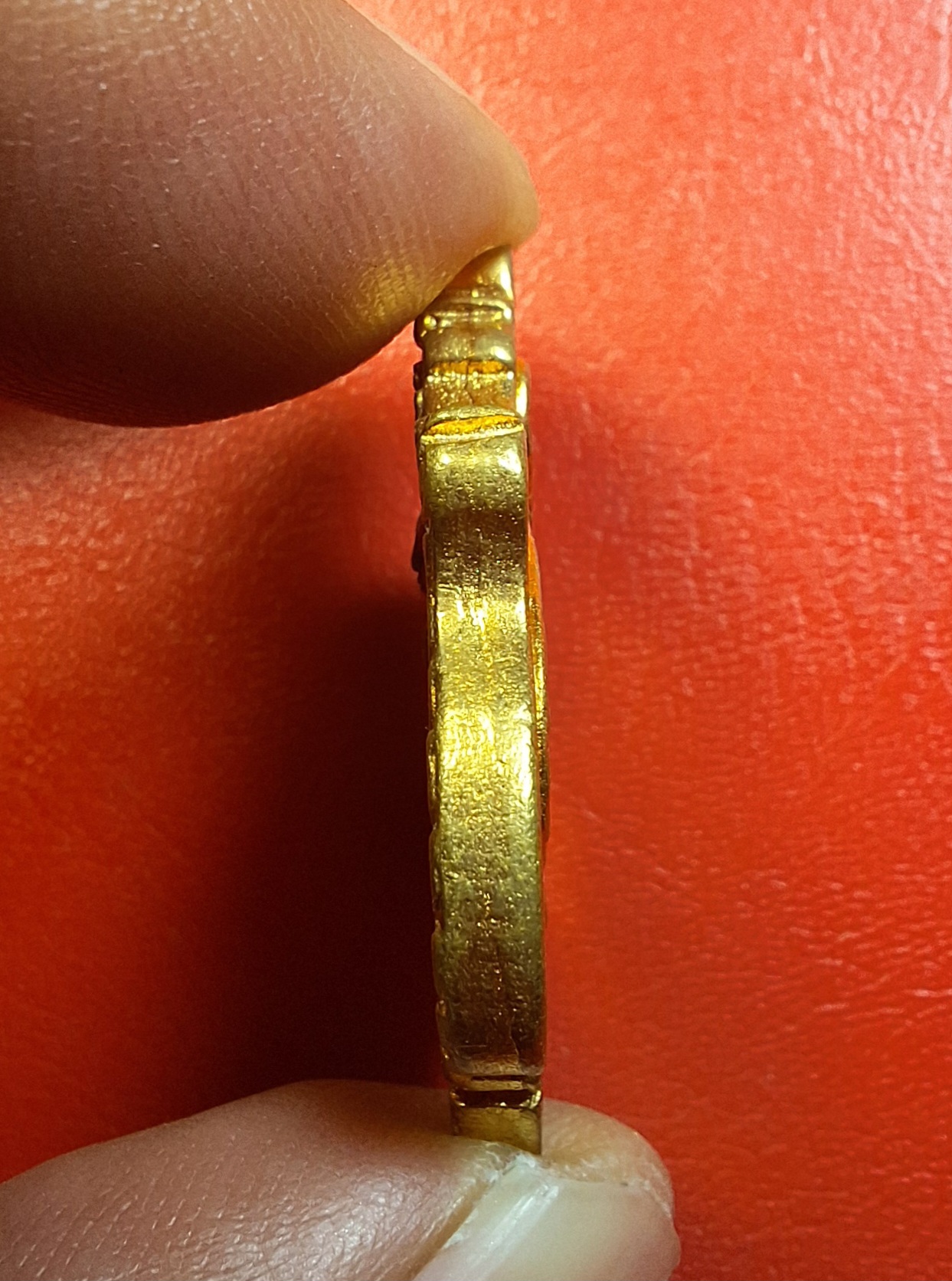 ไอ้ไข่ เด็กวัดเจดีย์ ออกวัดเขาปูน จ.นครศรีธรรมราช เหรียญหล่อ ปี๒๕๖๓ เนื้อทองระฆัง(องค์ที่1)