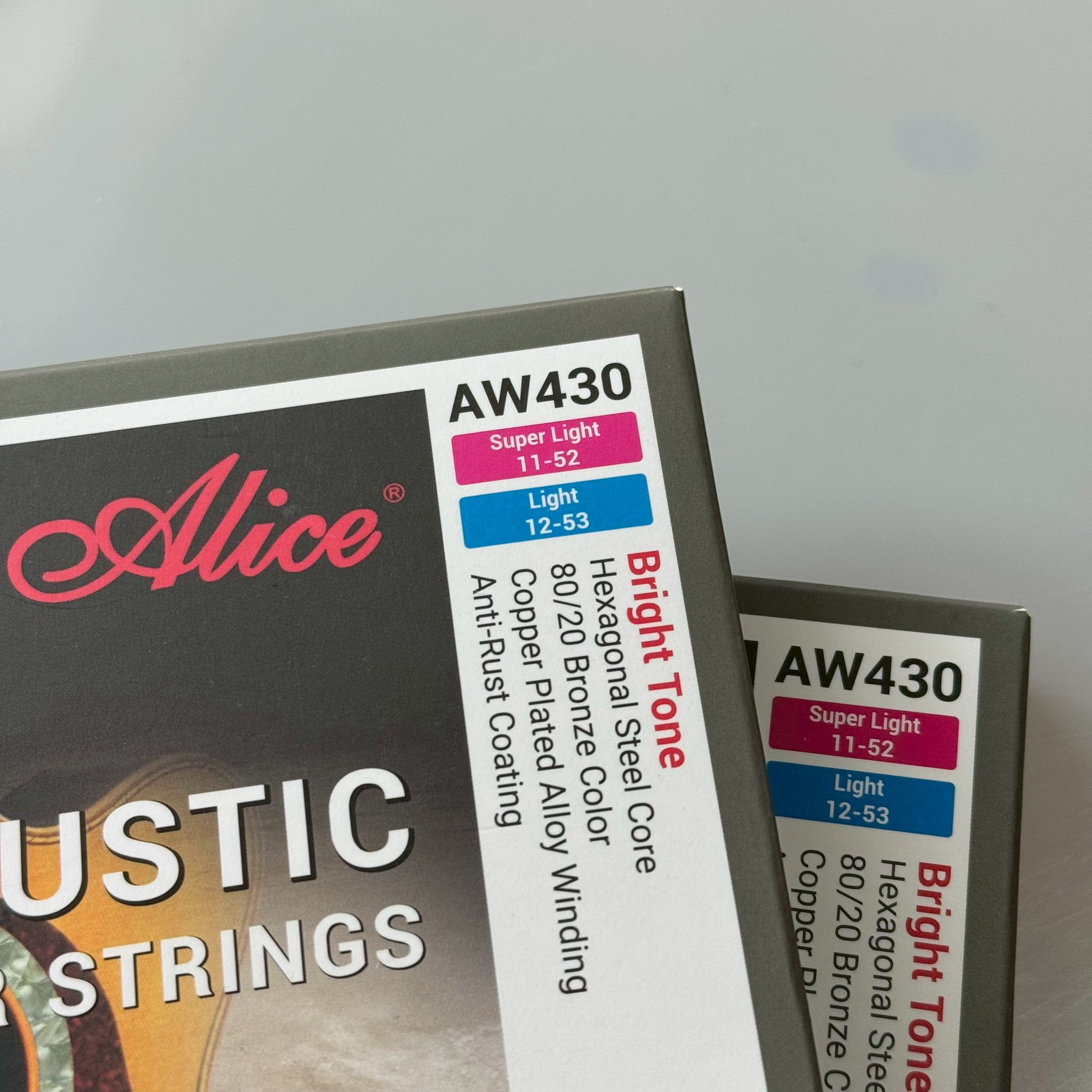 Alice สายกีตาร์โปร่งเคลือบกันสนิม AW430 Super Light "Bright Tone" ให้โทนเสียงใส (เบอร์ 11 และ 12)