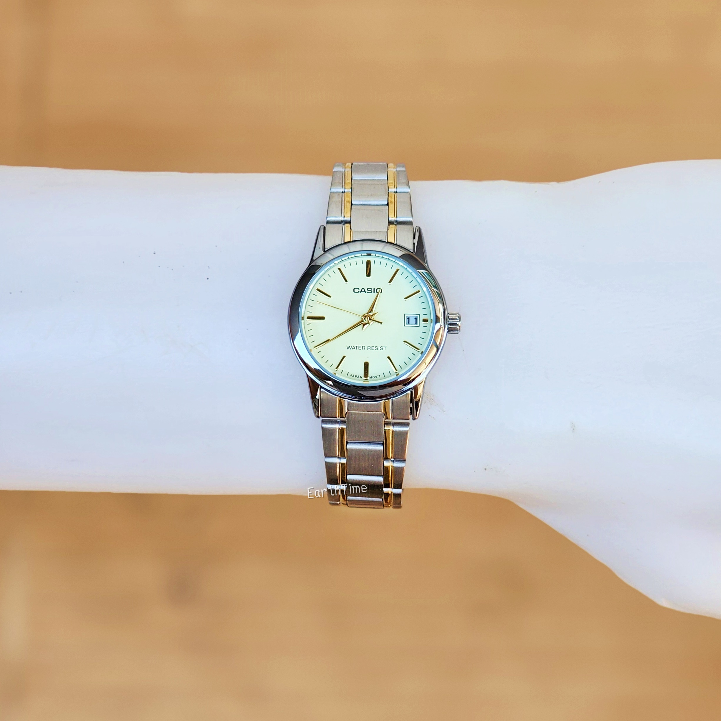 LTP-V002SG-9A l CASIO WOMEN STANDARD