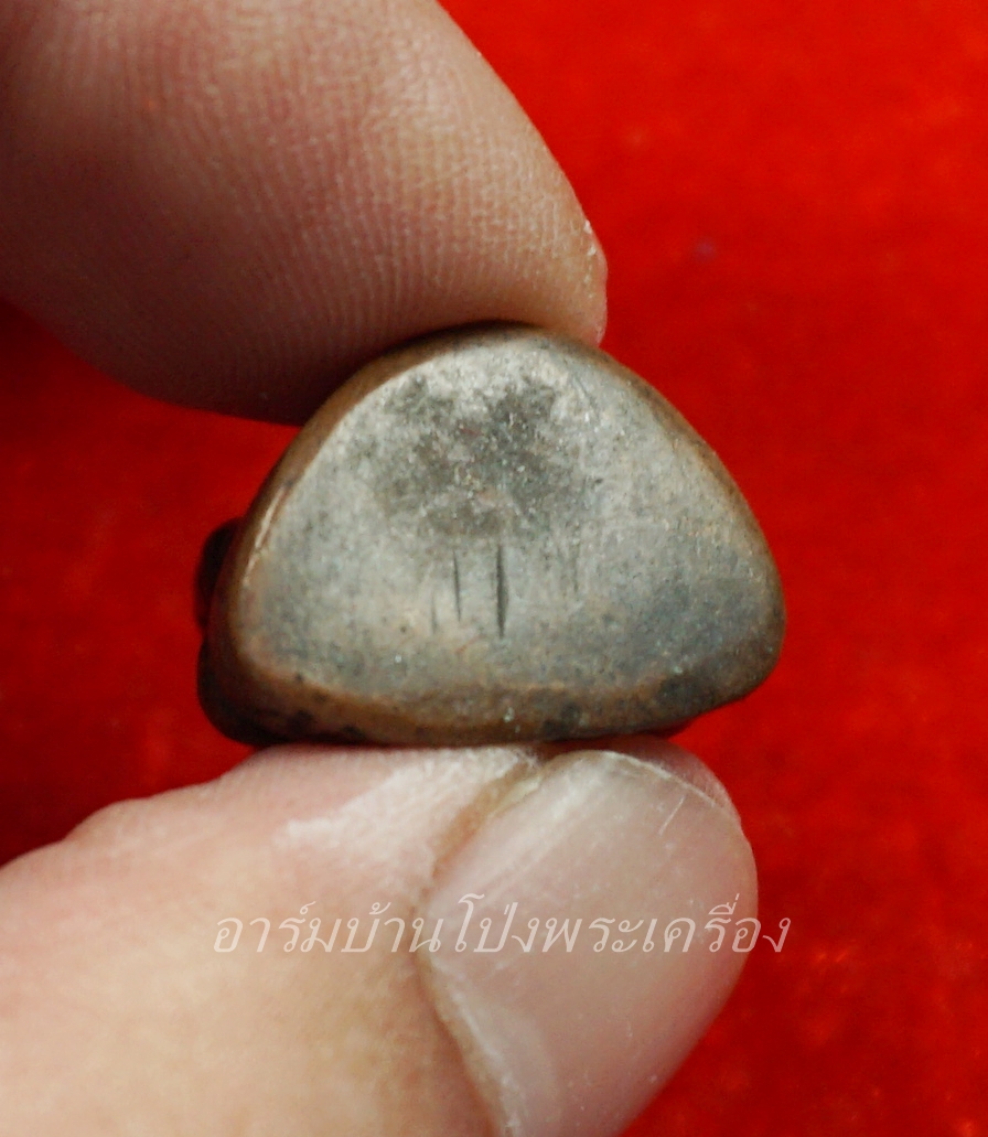 หลวงปู่บุญ วัดดอนเสลา รูปหล่อ เนื้อทองแดง(องค์ที่6)