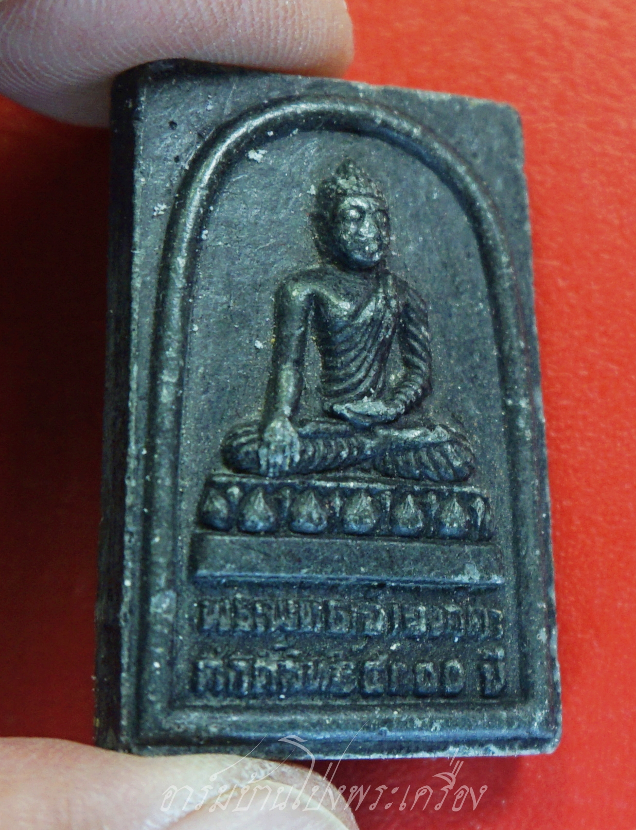 พระพุทธเจ้าองค์ดำเนื้อผงนี้สร้างแจกในงานสัปดาห์ส่งเสริมพระพุทธศาสนา(องค์ที่1)