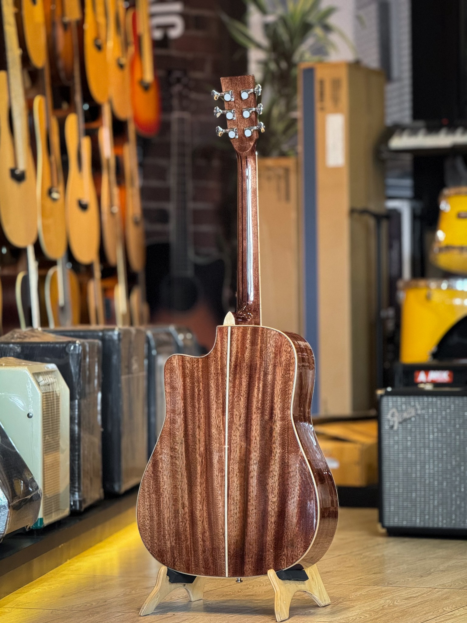 กีตาร์โปร่ง All Solid NOLOGO DC100 ไม้แท้ทั้งตัว ขนาด 41 นิ้ว เสียงใสกังวาน พร้อม ปิ๊ก4อัน ประแจ คู่มือ (เพิ่ม กระเป๋า+คาโป้)