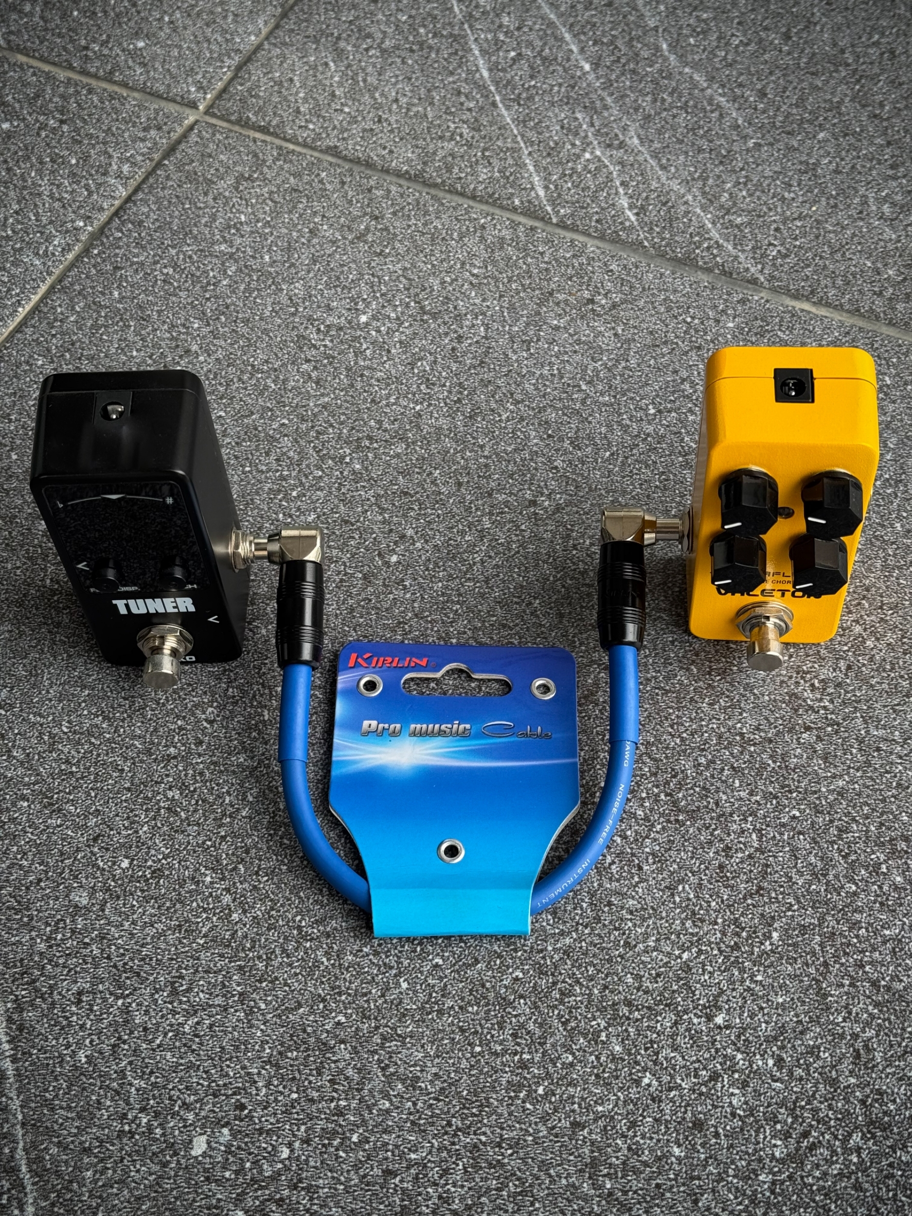 สายพ่วงเอฟเฟค Kirlin รุ่น IPC-203B สายแจ็คสำหรับต่อเอฟเฟค ความยาว 20CM คุณภาพดี สัญญาณเสถียร