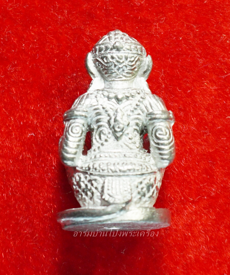 หลวงปู่แผ้ว วัดหนองพงนก หนุมานเรียกทรัพย์ เนื้อเงินยวง(องค์ที่1)