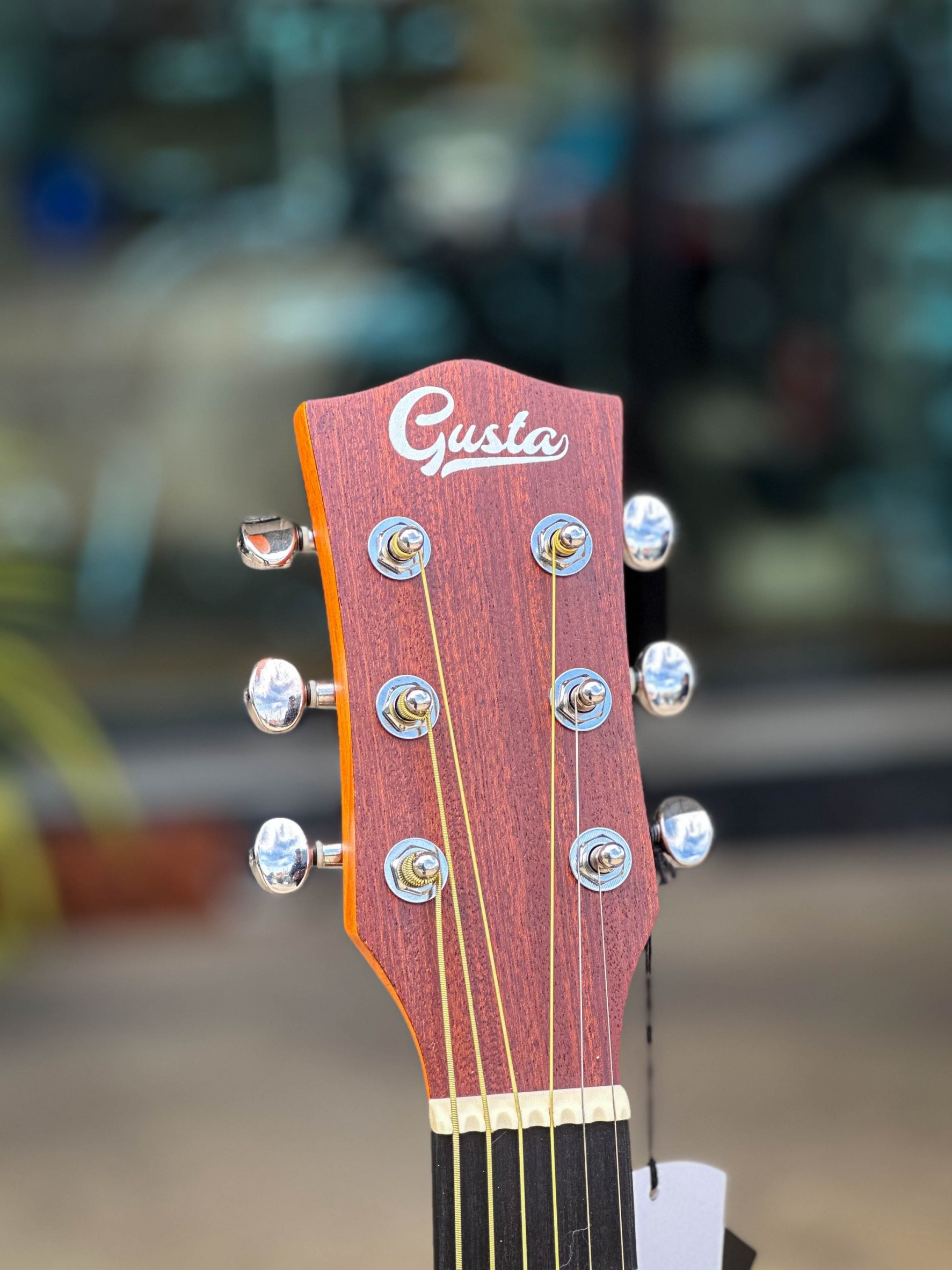 กีต้าร์โปร่งไฟฟ้า Gusta MINI1E โปร่งไฟฟ้า Acoustic Guitar พกพาง่าย ไซส์กระทัตรัด (สามารถดูรายละเอียดเซ็ทของแถมได้ด้านล่างนะคะ)