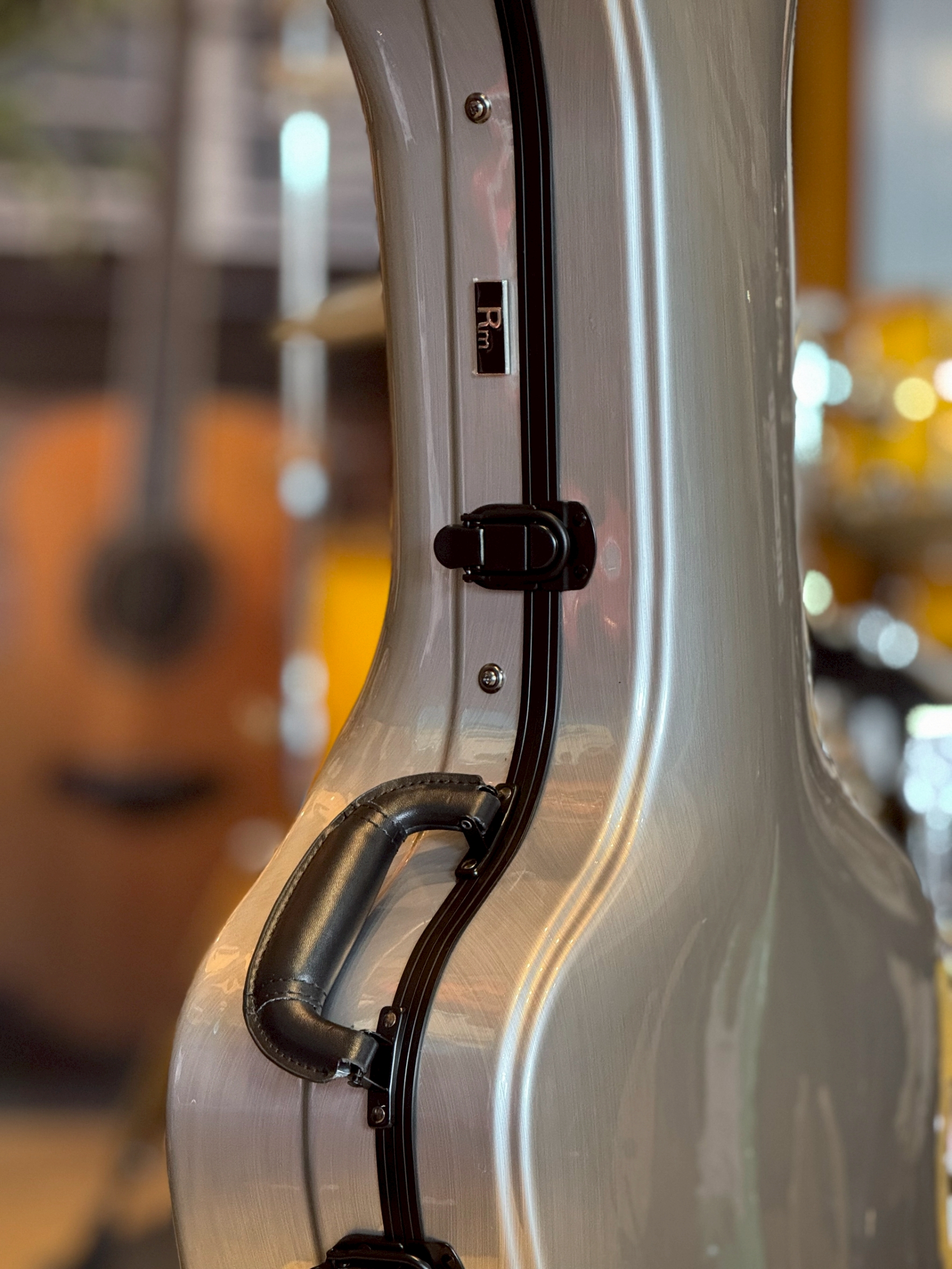 RM ฮาร์ดเคสกีตาร์โปร่งไฟเบอร์กลาส สำหรับ กีตาร์โปร่ง 41 นิ้ว ทรง Dreadnought ,OM ,GA