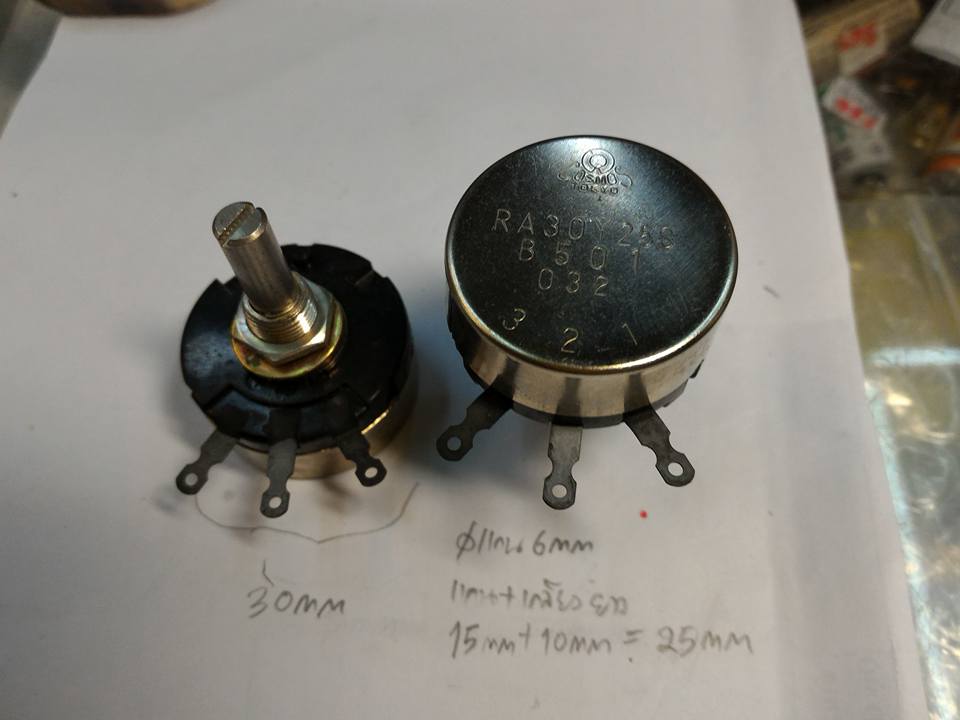 ขาย โวลุ่มไววาว500 OHM RA30YN25S B501ญี่ปุ่นแท้ ห้อ COSMO ขนาดเส้นผ่านศูนย์กลาง30MMแกนยาว25MMขนาดแกนอ้วน6MM VOLUME WIREWOUND500 OHM MADE IN JAPAN ราคา ตัวละ . . . . หน่วย บาท