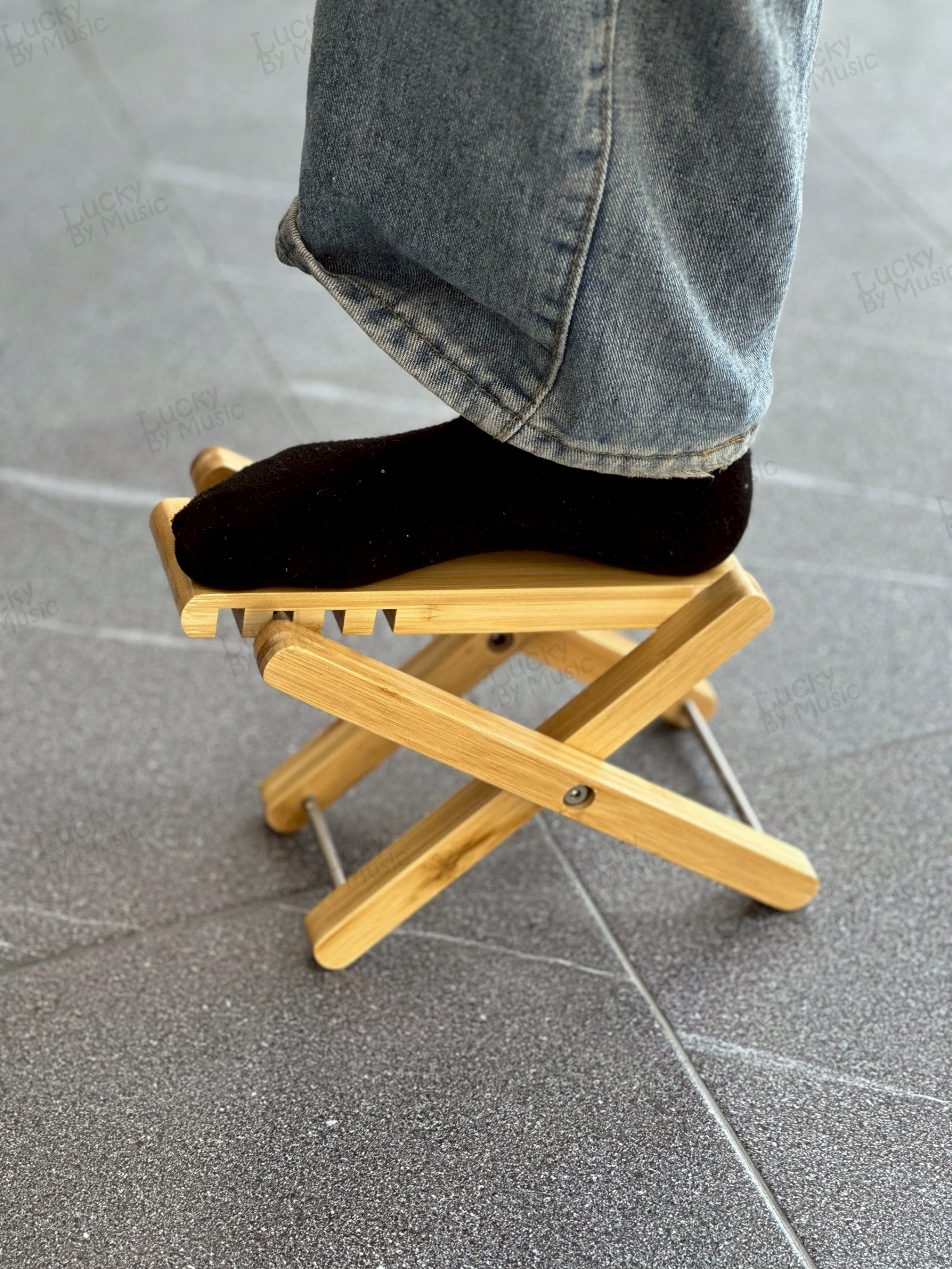 Foot Stool ที่วางเท้าเล่นกีตาร์ ปรับระดับได้ ที่วางเท้า พื้นกันลื่น ขนาดกระทัดรัด แข็งแรง