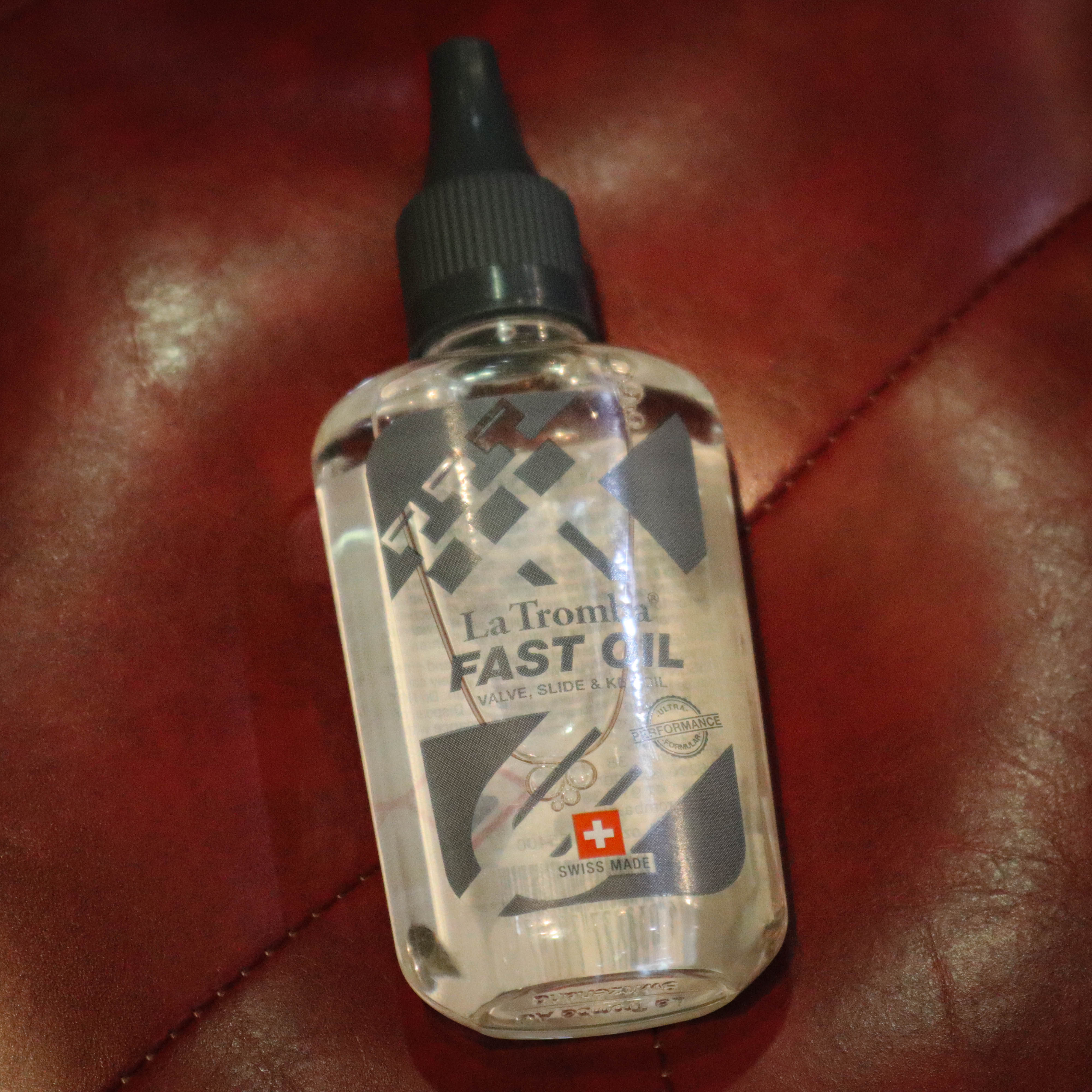 น้ำยาวาล์วออย สไลด์ออย คีย์ออย LA TROMBA VALVE OIL FAST 63 ML (2 in 1 ) ใช้งานกับเครื่องเป่า ประเภท วาล์ว และ สไลด์