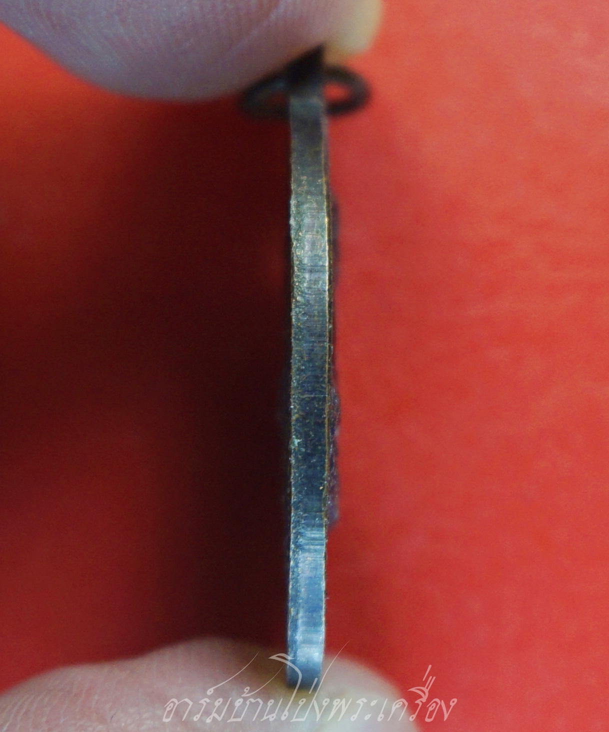 หลวงปู่ทวด หลังสามอาจารย์ รุ่นเสาร์ห้าแรมห้าค่ำเดือนห้า ปี๒๕๓๗ เนื้อทองแดงรมดำ(องค์ที่1)