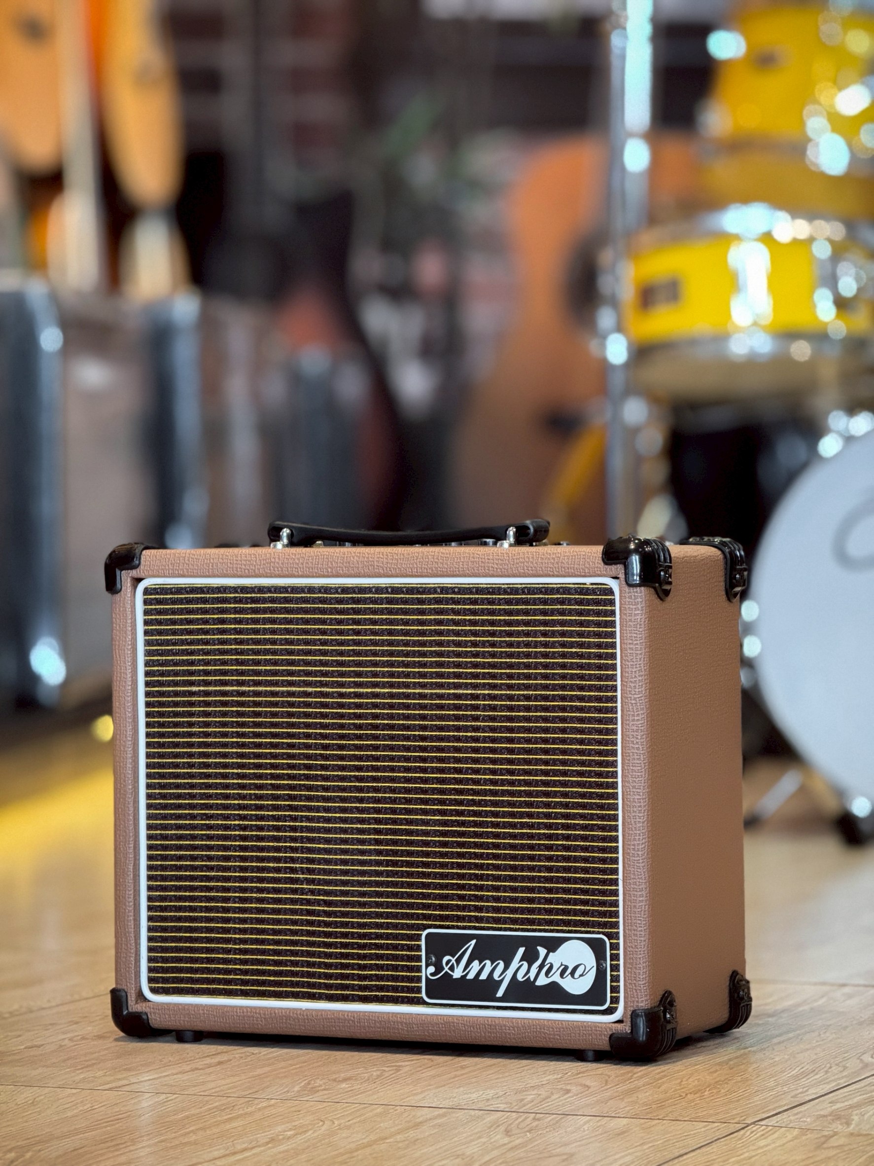 ฟรีสายแจ๊ค+ไมค์🎯 Amppro รุ่น APC 15R แอมป์กีต้าร์โปร่ง ✅ สีน้ำตาล มีบลูทู มีเอฟเฟคในตัว (Bluetooth) ต่อ Aux in ได้
