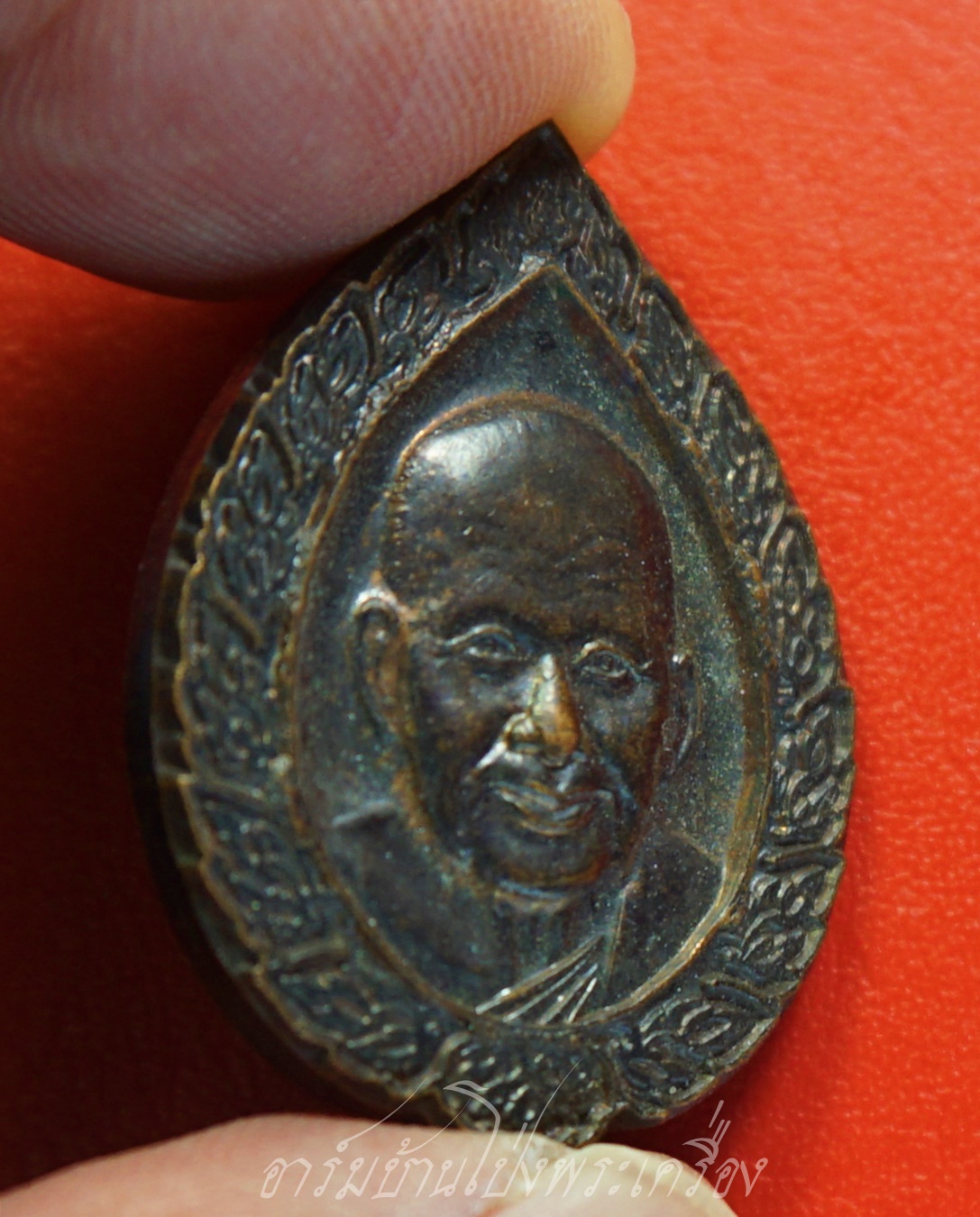 หลวงพ่อเปิ่น วัดบางพระ หลังนางกวัก ปี๒๕๔๑ เนื้อทองแดงรมดำ(องค์ที่2)