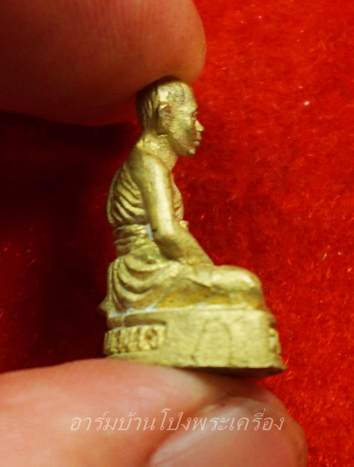 หลวงพ่อสุรินทร์ วัดลาดบัวขาว รูปหล่อ เนื้อฝาบาตร(องค์ที่1)