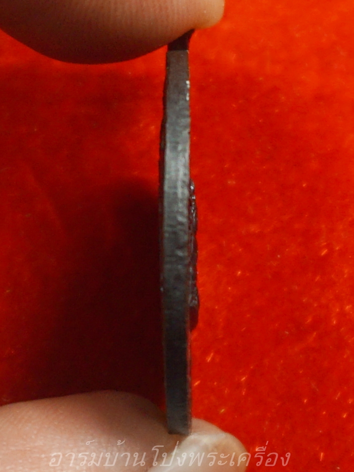 หลวงพ่อปุ้ย วัดท่าข้าม รุ่นแรก ปี๒๔๙๗ เนื้อทองแดงรมดำ(องค์ที่1)