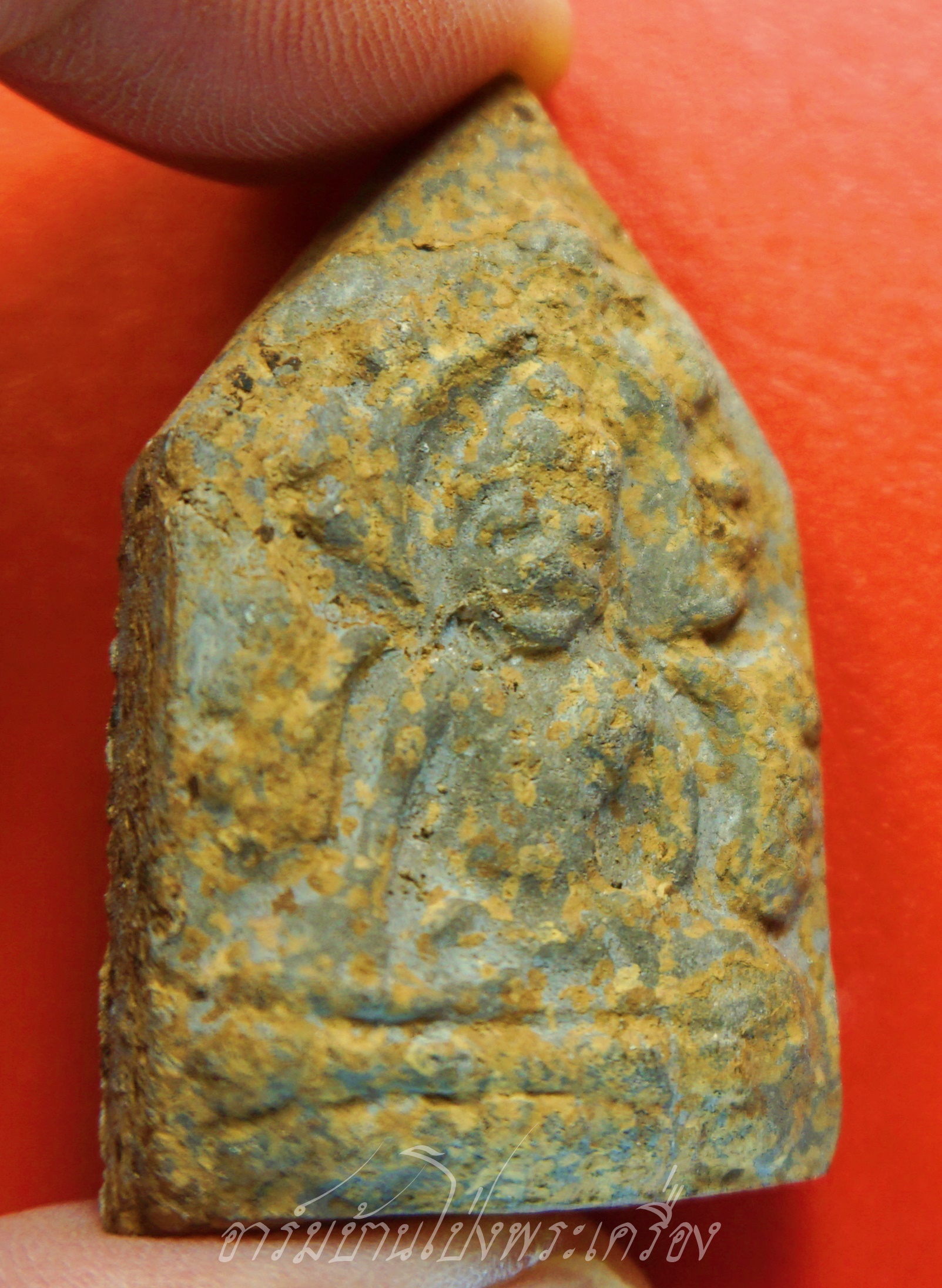 หลวงพ่อแทน วัดธรรมเสน ขุนแผนหน้ายักษ์ ปี๒๕๐๖ เนื้อผงสีเทา(องค์ที่1)