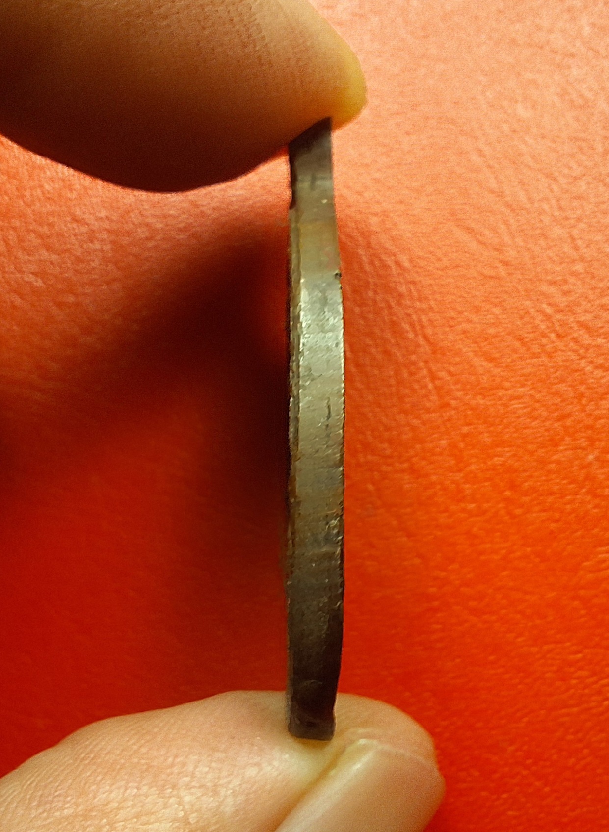 หลวงพ่อประทานพร วัดหัวโป่ง รุ่นแรก(องค์ที่1)