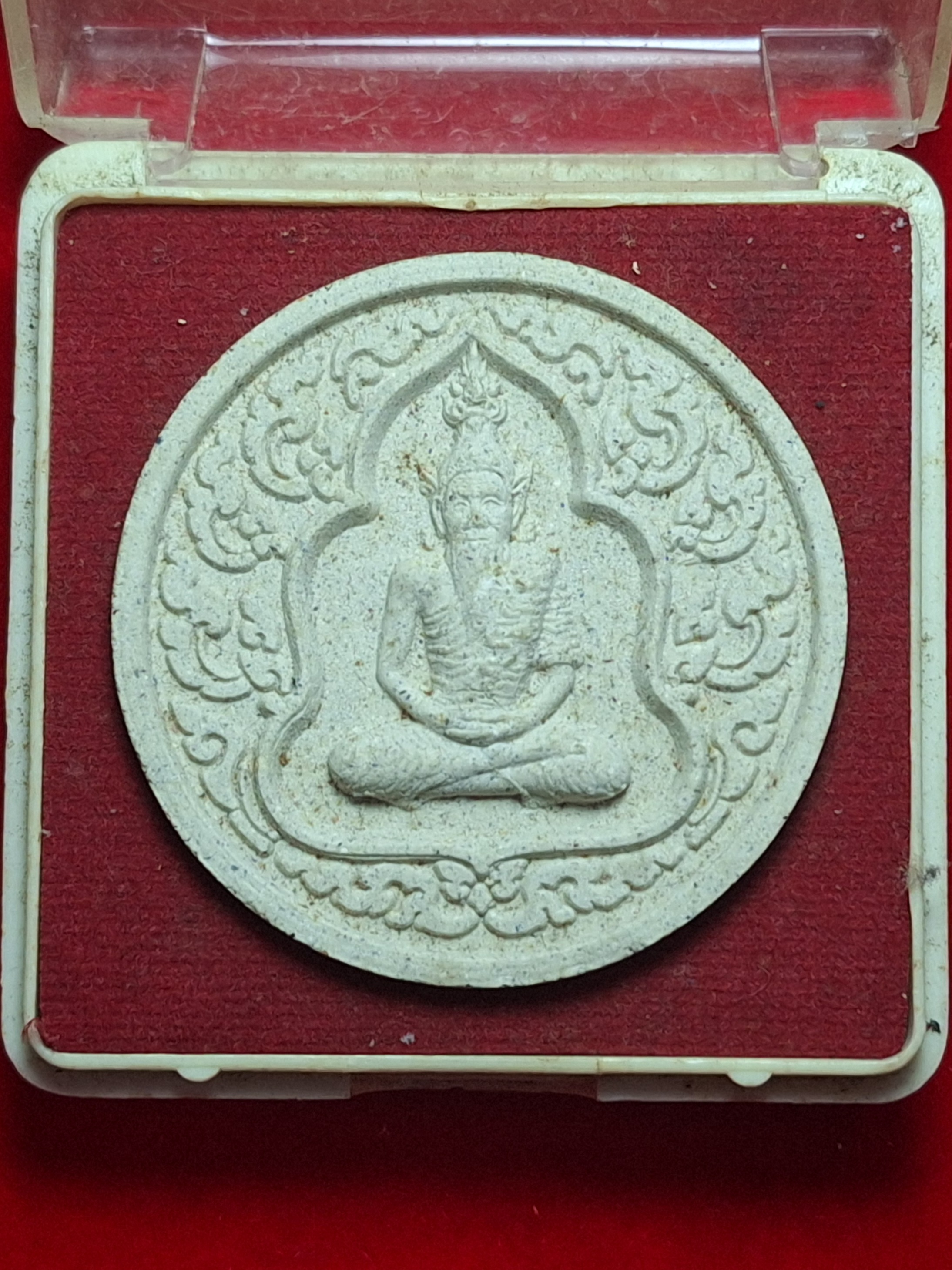 หลวงปู่วัดสนามเย้ วัดสนามเย้ ฤษีนารอด-นารายณ์ เนื้อผง(องค์ที่1)