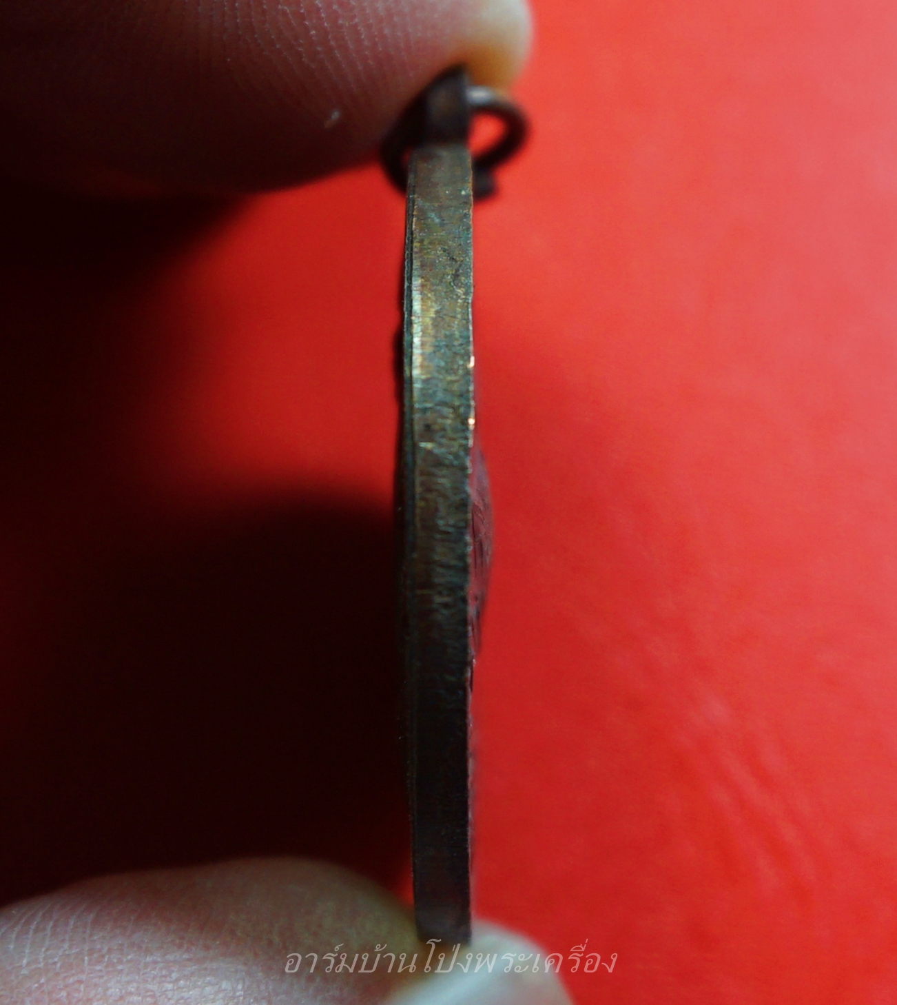 หลวงพ่อคูณ วัดบ้านไร่ กูนั่ง ฮ.มาปลอดภัยดี มีลาภ ปี๒๕๓๗ เนื้อทองแดงรมดำ(องค์ที่1)