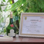 กรอบรูปใส่ใบประกาศ กรอบขนาดA4 DB640