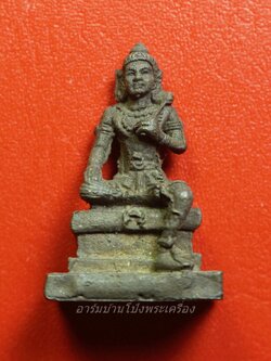 รูปหล่อพระวิษณุ เทพแห่งศิลปะการช่าง ประทับนั่ง ถือดอกบัว เนื้อทองเหลือง พิมพ์เล็ก(องค์ที่1)