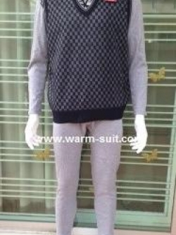 เสื้อกั๊กเล่นลายโลโก้แบรนด์ 1 งานพรีเมี่ยม บุวูลด้านในตัวเสื้อ ให้ความอุ่นได้ดีเยี่ยม