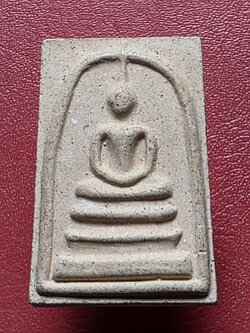 สมเด็จ หลวงพ่ออุทัย วัดเกาะตาพุด พิมพ์ใหญ่ เนื้อผง ผสมว่าน108(องค์ที่7)