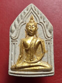 หลวงพ่อกุหลาบ วัดไทรอารีรักษ์ ขุนแผน เนื้อผงหน้าทาทอง(องค์ที่1)