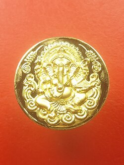 พระพิฆเนศหลังพ่อแก่ฤาษี วัดบางกุ้ง จ.สุพรรณบุรี รุ่นสมปรารถนา ปี๒๕๕๐ เนื้อกะไหล่ทอง ยิงเลเซอร์โค๊ตและหมายเลข(องค์ที่1)