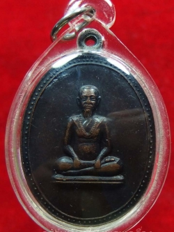 หลวงพ่อปู่ วัดใหญ่โพธิ์หัก รุ่นแรก ปี๑๙ พิมพ์ใหญ่(องค์ที่2)