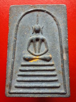 สมเด็จ วัดแจ้งเจริญ พิมพ์อกร่อง หูบายสี(องค์ที่1)