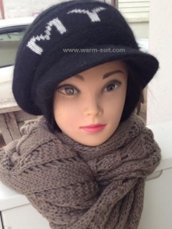 หมวกทอไหมพรม ขนกระต่าย ทรงฟักทอง สีดำ