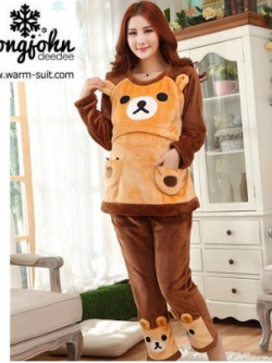 ชุดนอนใส่กันหนาว