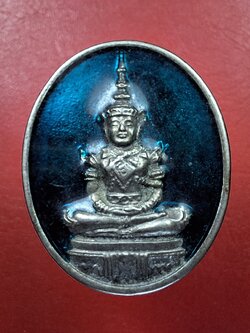 พระแก้วมรกต ฤดูร้อน ฉลองสิริราชสมบัติ ครบ๕๐ปี กาญจนาภิเษก ปี๒๕๓๙ กะไหล่เงินลงยา(องค์ที่1)