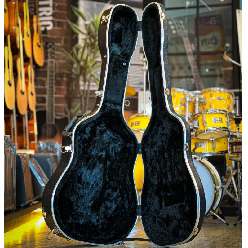 ฮาร์ดเคสกีตาร์โปร่ง WC501-BK สีดำ วัสดุ ABS ด้านในบุกำมะหยี่สีดำ ทรง D ขนาด 41 นิ้ว กระเป๋ากีตาร์โปร่ง