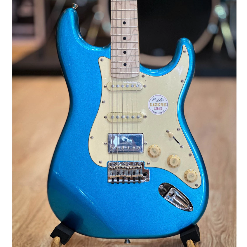 Paul Ray กีต้าร์ไฟฟ้า รุ่น Classic Plus S Roasted – Lake Placid Blue (Roasted Maple Fingerboard) พร้อมกระเป๋าแท้