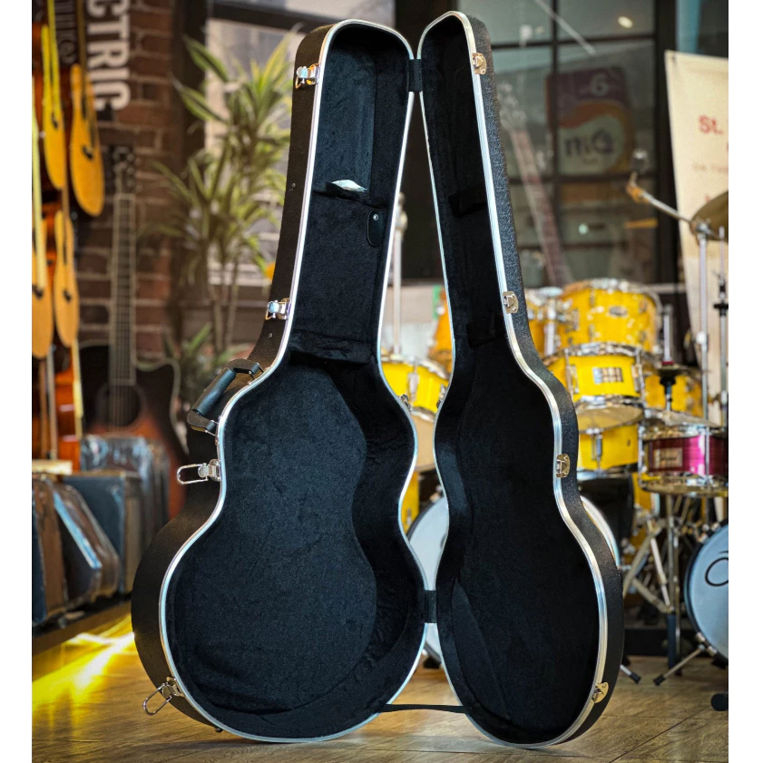 ฮาร์ดเคสโปร่ง ขนาดจัมโบ้ 42 นิ้ว รุ่น H-JC-450 เคสกีต้าร์โปร่ง บุด้วยกำมะหยี่สีดำ วัสดุแข็งแรง ทนทาน